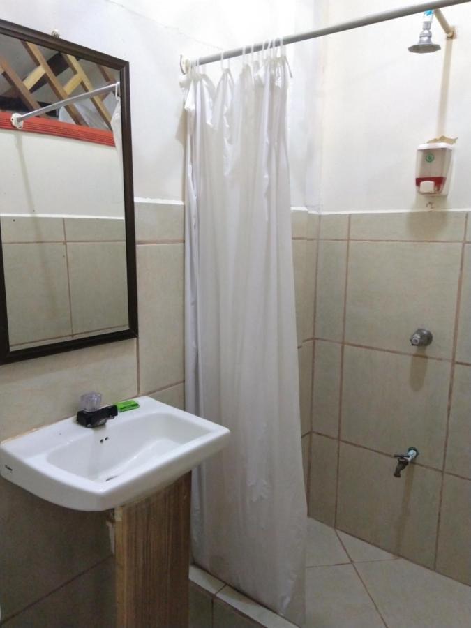 Отель Cabinas Talamanca Sa Puerto Viejo de Talamanca Экстерьер фото